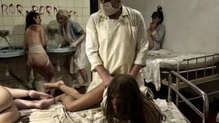 Sexe hardcore dans l’hôpital de l’horreur