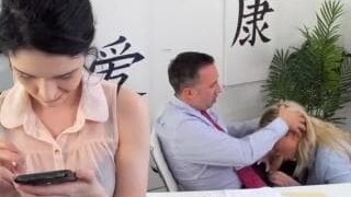 La secrétaire Ryan Conner est une salope