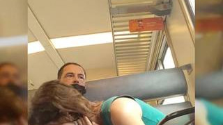 Pornos Amateurs Français dans un train RER | LebonPorn